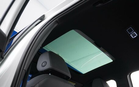 Volkswagen Golf VIII, 2022 год, 3 198 444 рублей, 13 фотография