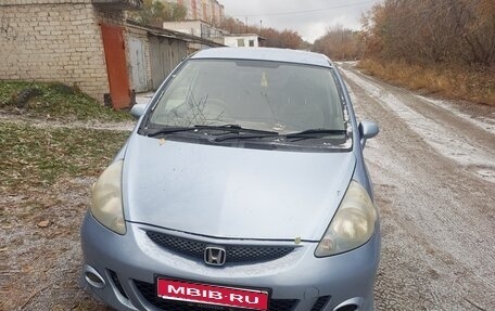 Honda Fit III, 2002 год, 280 000 рублей, 1 фотография