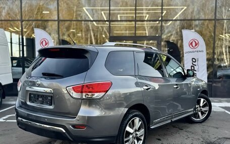 Nissan Pathfinder, 2015 год, 1 870 000 рублей, 6 фотография