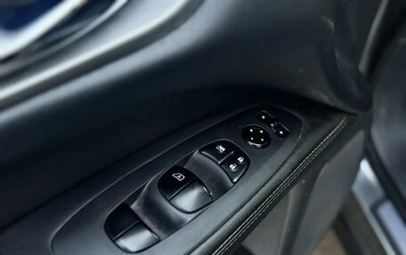 Nissan Pathfinder, 2015 год, 1 870 000 рублей, 8 фотография