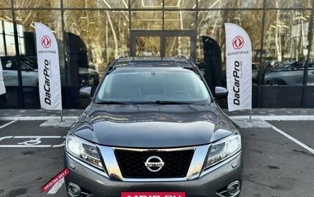 Nissan Pathfinder, 2015 год, 1 870 000 рублей, 2 фотография