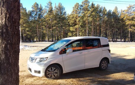 Honda Freed I, 2012 год, 1 100 000 рублей, 2 фотография