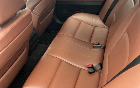 BMW 5 серия, 2011 год, 1 300 000 рублей, 4 фотография