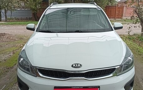 KIA Rio IV, 2017 год, 1 350 000 рублей, 1 фотография
