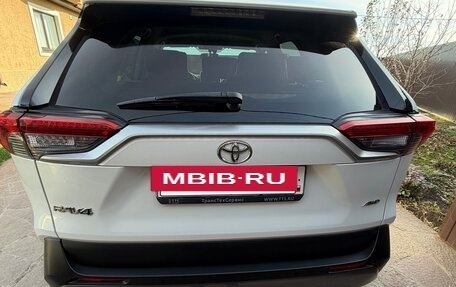 Toyota RAV4, 2019 год, 3 200 000 рублей, 7 фотография