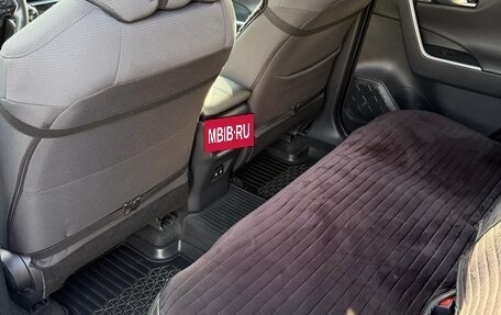 Toyota RAV4, 2019 год, 3 200 000 рублей, 17 фотография