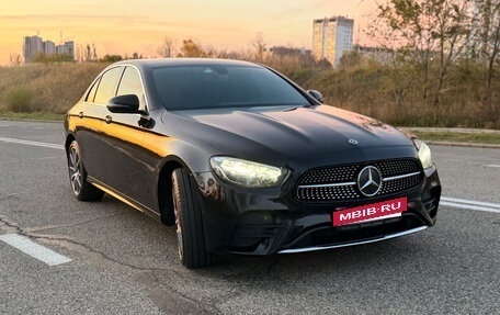 Mercedes-Benz E-Класс, 2020 год, 4 100 000 рублей, 30 фотография