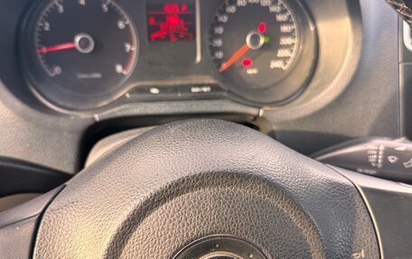 Volkswagen Polo VI (EU Market), 2013 год, 590 000 рублей, 2 фотография