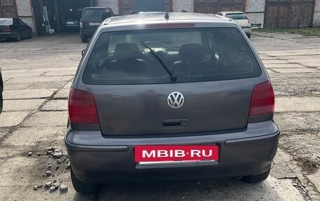 Volkswagen Polo III рестайлинг, 2001 год, 299 999 рублей, 3 фотография