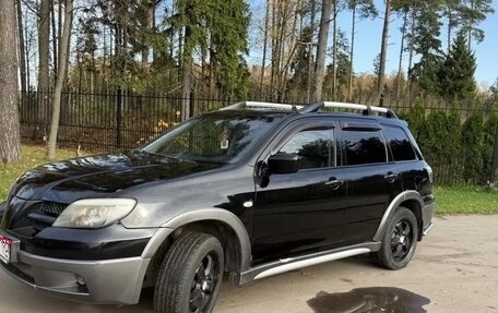 Mitsubishi Outlander III рестайлинг 3, 2004 год, 430 000 рублей, 1 фотография