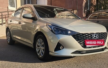 Hyundai Solaris II рестайлинг, 2020 год, 1 350 000 рублей, 11 фотография