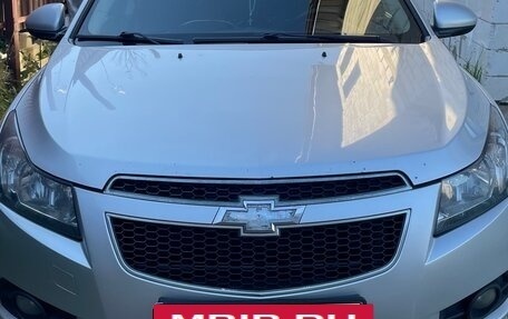 Chevrolet Cruze II, 2011 год, 560 000 рублей, 2 фотография