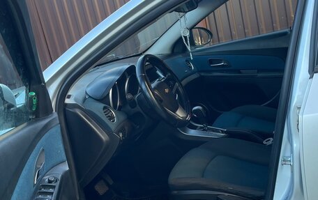 Chevrolet Cruze II, 2011 год, 560 000 рублей, 6 фотография