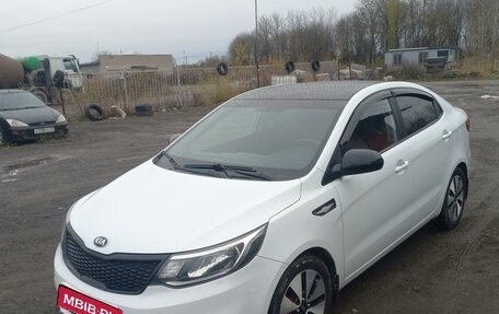 KIA Rio III рестайлинг, 2016 год, 749 000 рублей, 1 фотография
