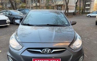 Hyundai Solaris II рестайлинг, 2011 год, 980 000 рублей, 1 фотография
