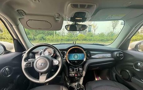 MINI Hatch, 2021 год, 1 490 325 рублей, 10 фотография
