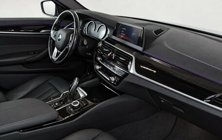BMW 5 серия, 2018 год, 3 529 000 рублей, 13 фотография