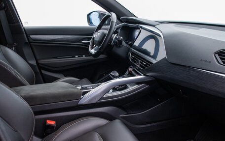 Geely Tugella FY11, 2023 год, 2 685 000 рублей, 9 фотография