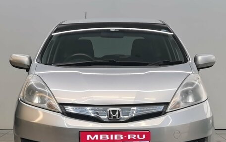 Honda Fit Shuttle I рестайлинг, 2011 год, 850 000 рублей, 2 фотография