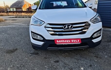 Hyundai Santa Fe III рестайлинг, 2012 год, 1 600 000 рублей, 2 фотография