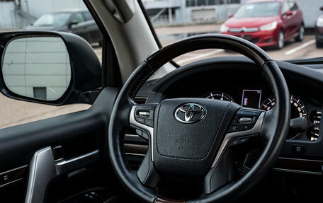 Toyota Land Cruiser 200, 2019 год, 8 387 000 рублей, 10 фотография