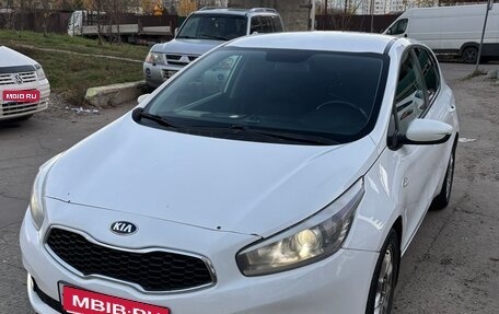 KIA cee'd III, 2015 год, 950 000 рублей, 1 фотография