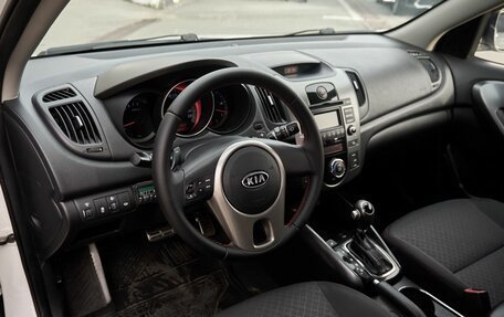 KIA Cerato III, 2010 год, 924 000 рублей, 5 фотография