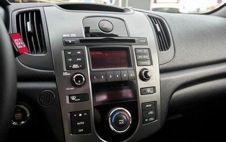 KIA Cerato III, 2010 год, 924 000 рублей, 9 фотография