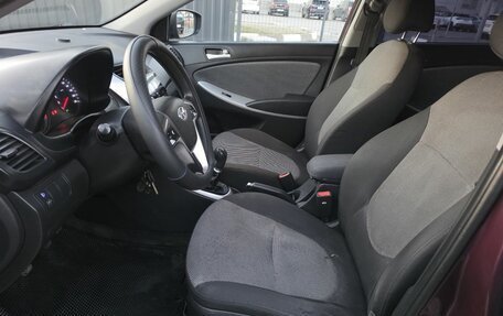 Hyundai Solaris II рестайлинг, 2011 год, 499 000 рублей, 10 фотография
