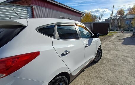Hyundai ix35 I рестайлинг, 2015 год, 1 400 000 рублей, 6 фотография