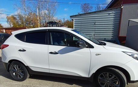 Hyundai ix35 I рестайлинг, 2015 год, 1 400 000 рублей, 9 фотография