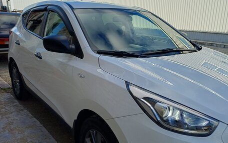Hyundai ix35 I рестайлинг, 2015 год, 1 400 000 рублей, 10 фотография