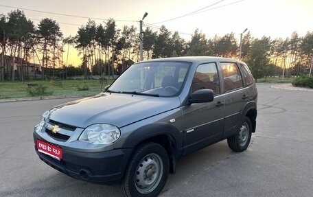 Chevrolet Niva I рестайлинг, 2013 год, 599 000 рублей, 1 фотография