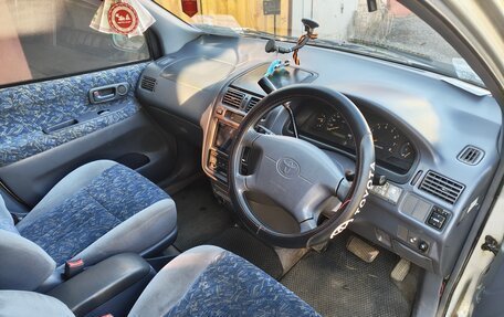 Toyota Ipsum II, 1996 год, 550 000 рублей, 8 фотография