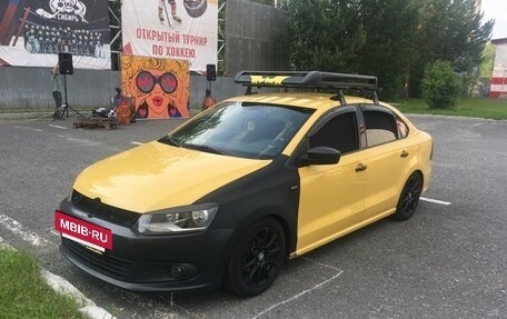 Volkswagen Polo VI (EU Market), 2015 год, 600 000 рублей, 9 фотография