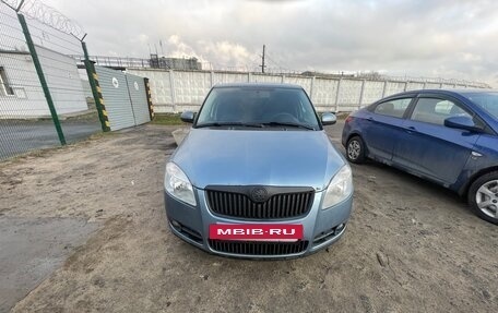 Skoda Fabia II, 2009 год, 240 000 рублей, 2 фотография