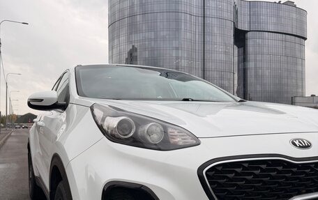 KIA Sportage IV рестайлинг, 2019 год, 2 050 000 рублей, 5 фотография