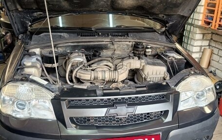 Chevrolet Niva I рестайлинг, 2013 год, 275 000 рублей, 4 фотография