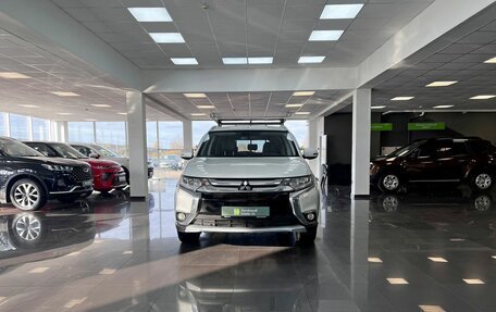 Mitsubishi Outlander III рестайлинг 3, 2016 год, 1 850 000 рублей, 3 фотография