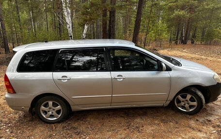 Toyota Corolla, 2003 год, 435 000 рублей, 3 фотография