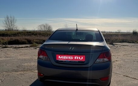 Hyundai Solaris II рестайлинг, 2013 год, 770 000 рублей, 6 фотография