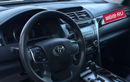 Toyota Camry, 2014 год, 1 390 000 рублей, 14 фотография