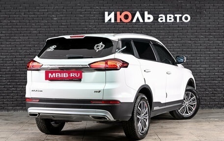 Geely Atlas, 2022 год, 1 820 000 рублей, 5 фотография