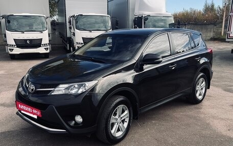Toyota RAV4, 2014 год, 1 840 000 рублей, 7 фотография