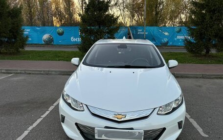 Chevrolet Volt II, 2016 год, 1 330 000 рублей, 1 фотография