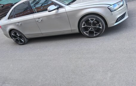 Audi A4, 2012 год, 400 000 рублей, 2 фотография