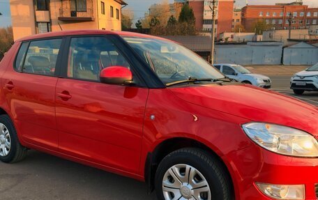 Skoda Fabia II, 2013 год, 850 000 рублей, 3 фотография
