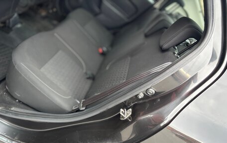 Renault Logan II, 2017 год, 725 000 рублей, 14 фотография