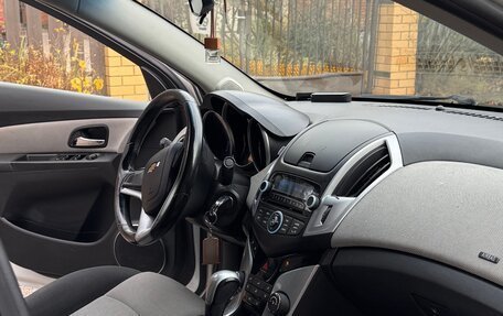 Chevrolet Cruze II, 2013 год, 700 000 рублей, 5 фотография