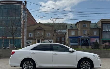 Toyota Camry, 2014 год, 1 700 000 рублей, 4 фотография